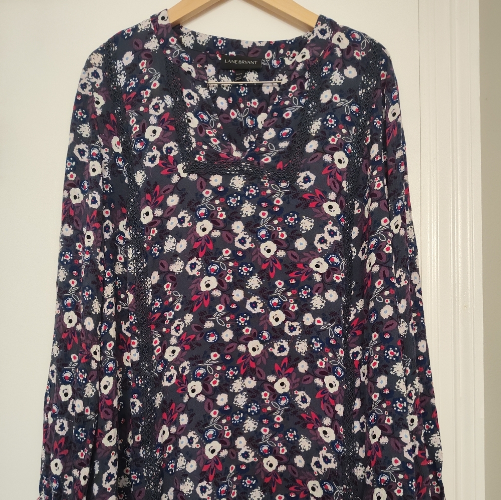 Lane Bryant Gray Floral Boho Tunic Style Long Sleeve Top Embroidery Details